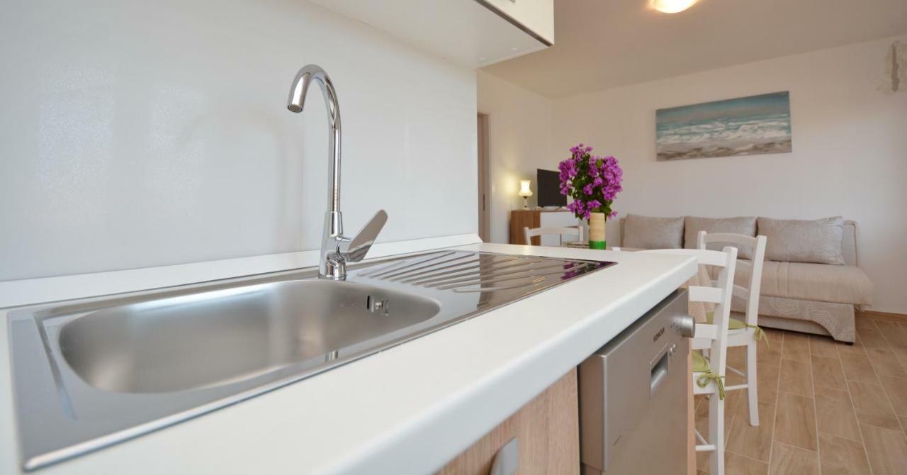 Apartmani Cesarec Basina Luaran gambar